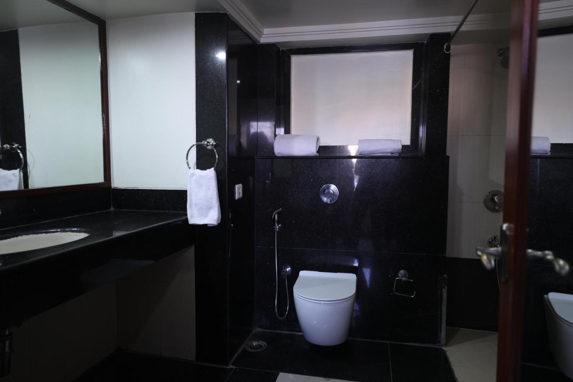 Eastin Hotels Hyderabad Luaran gambar